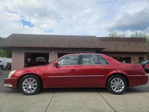 2011 Cadillac DTS Premium Collection