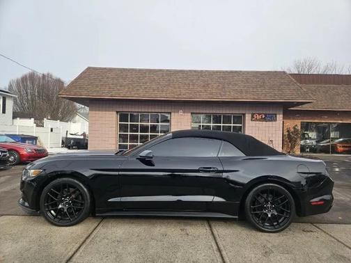 2016 Ford Mustang V6