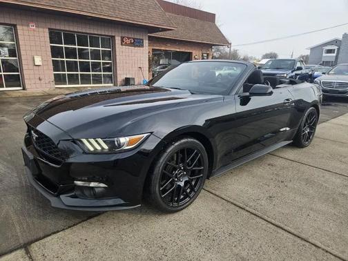 2016 Ford Mustang V6