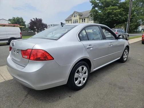 2009 Kia Optima LX