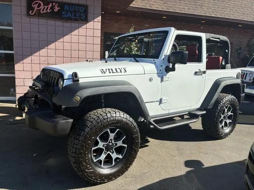 Bright White Clearcoat 2016 Jeep Wrangler Willys Wheeler