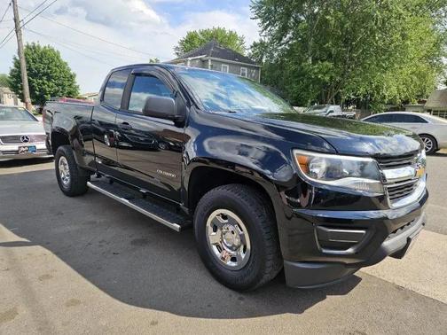 Black 2018 Chevrolet Colorado WT
