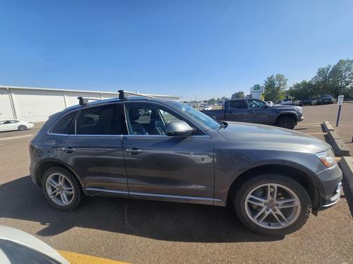 2017 Audi Q5 2.0T Premium Plus
