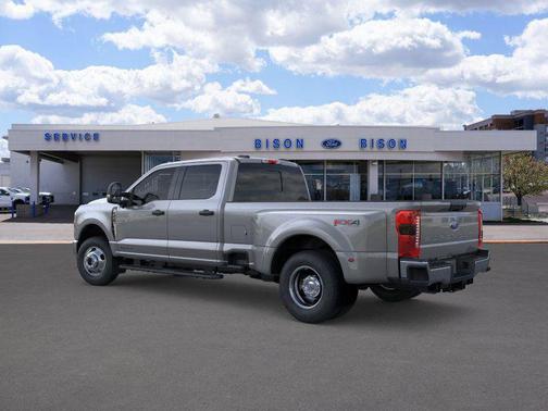 2026 Ford F-350 XLT