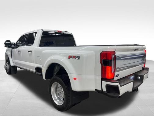 2024 Ford F-450 Platinum