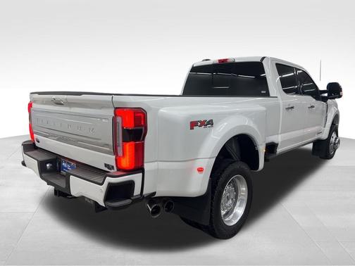 2024 Ford F-450 Platinum