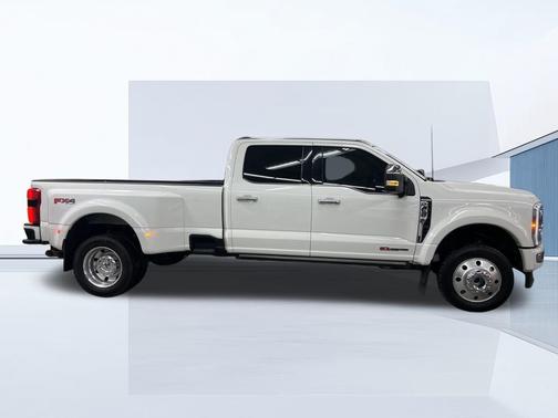 2024 Ford F-450 Platinum