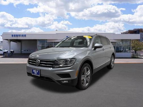 Pyrite Silver Metallic 2021 Volkswagen Tiguan 2.0T SEL