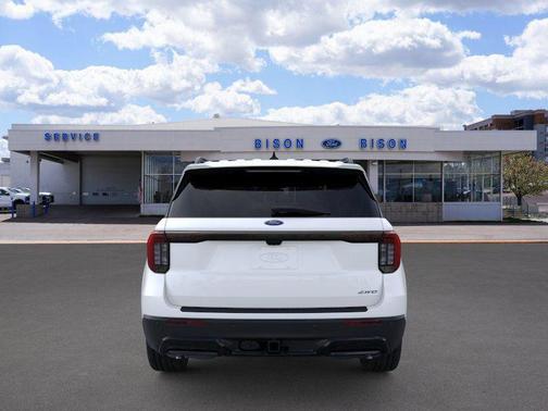 STAR WHITE MET TRI-COAT 2026 Ford Explorer ST-Line