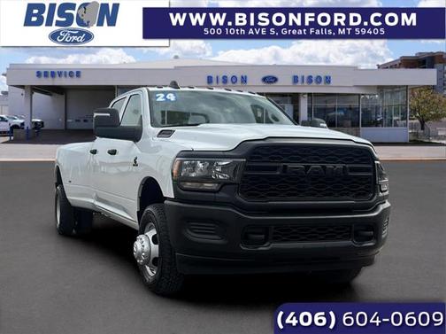 2024 RAM 3500 Tradesman Crew Cab 4x4 8' Box