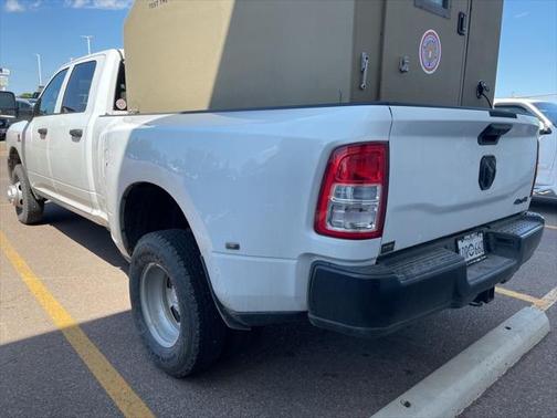 2024 RAM 3500 Tradesman Crew Cab 4x4 8' Box