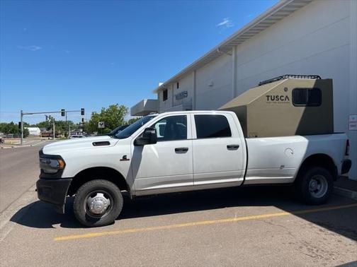 2024 RAM 3500 Tradesman Crew Cab 4x4 8' Box