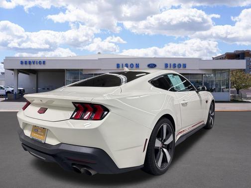WIMBLEDON WHITE 2025 Ford Mustang GT Premium