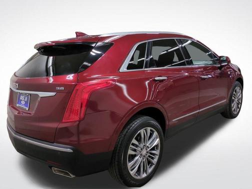 2017 Cadillac XT5 Premium Luxury