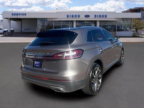 2019 Lincoln Nautilus Reserve