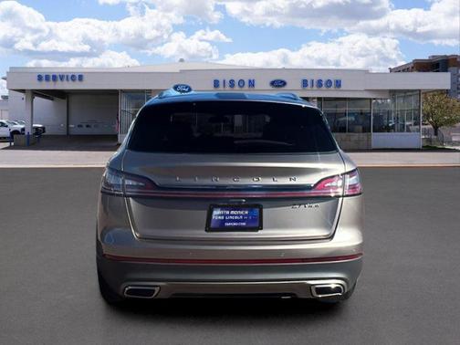 2019 Lincoln Nautilus Reserve