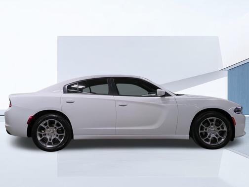 2017 Dodge Charger SXT