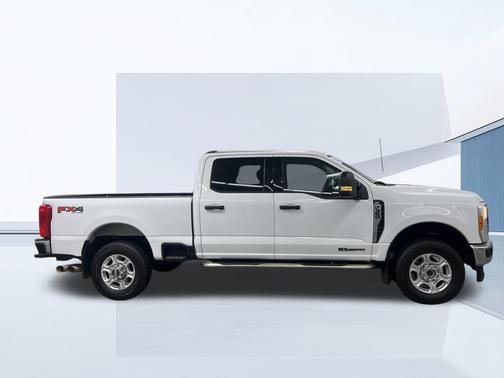 2023 Ford F-350 XLT