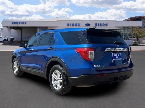 2022 Ford Explorer Base