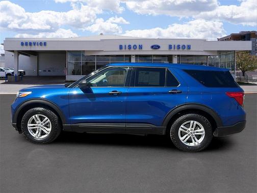 2022 Ford Explorer Base