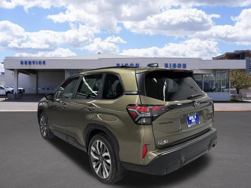 Autumn Green Metallic 2025 Subaru Forester Touring