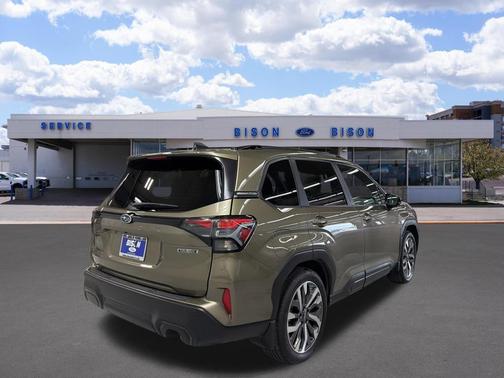 Autumn Green Metallic 2025 Subaru Forester Touring