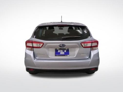 2017 Subaru Impreza 2.0i