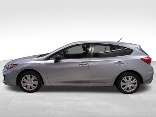 2017 Subaru Impreza 2.0i