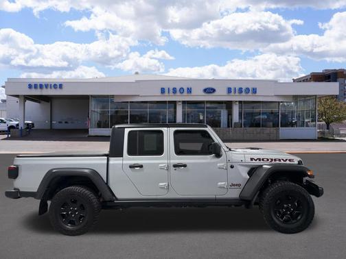 Silver Zynith Clearcoat 2023 Jeep Gladiator Mojave 4x4