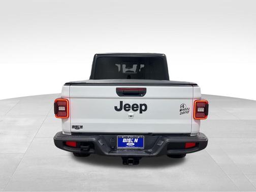2025 Jeep Gladiator Willys