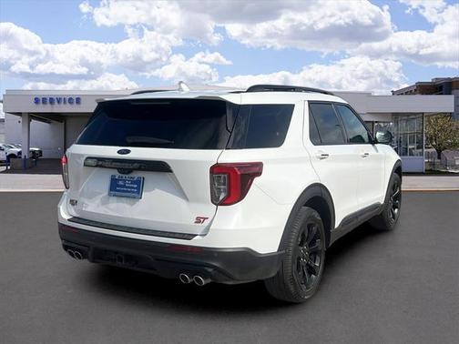 2022 Ford Explorer ST