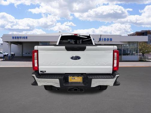 OXFORD WHITE 2024 Ford F-350 XLT