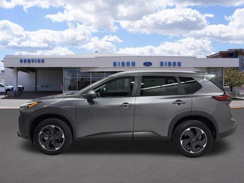 Gun Metallic 2025 Nissan Rogue SV