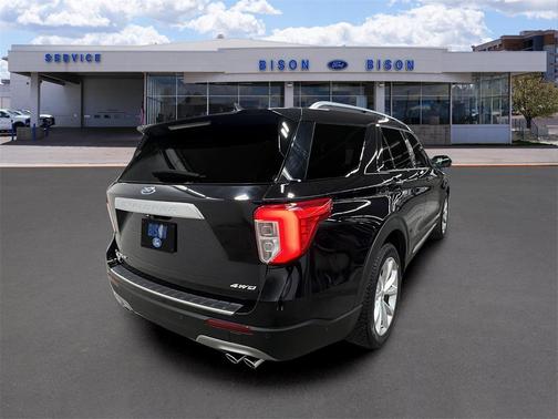 2022 Ford Explorer Platinum