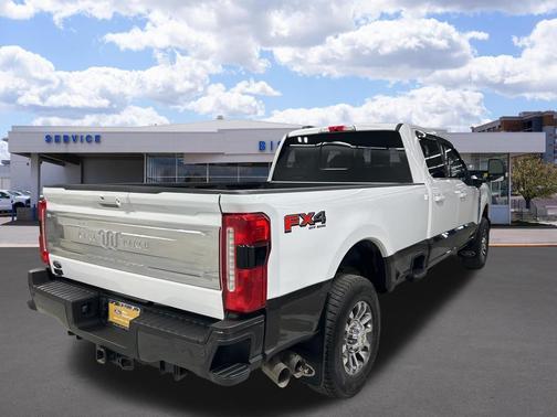 OXFORD WHITE 2024 Ford F-350 King Ranch