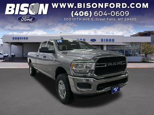 2019 RAM 3500 Tradesman Crew Cab 4x4 8' Box