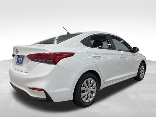 2021 Hyundai Accent SE