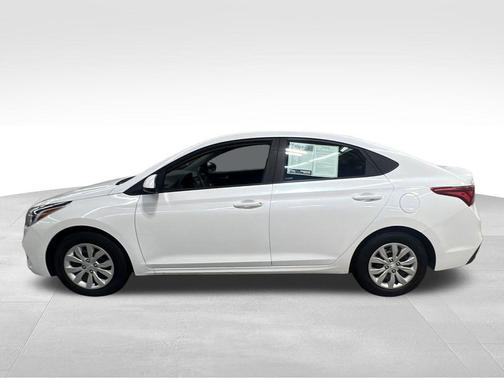 2021 Hyundai Accent SE