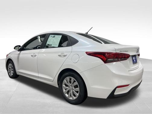 2021 Hyundai Accent SE