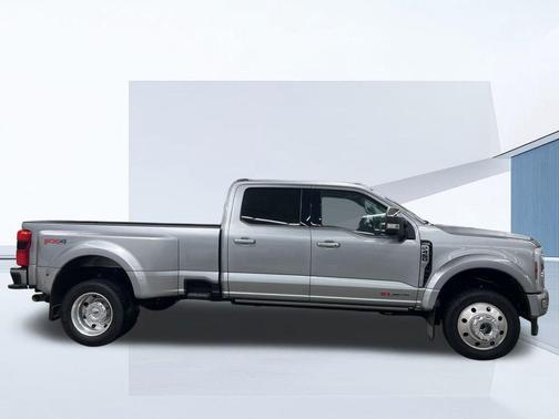 2024 Ford F-450 Limited