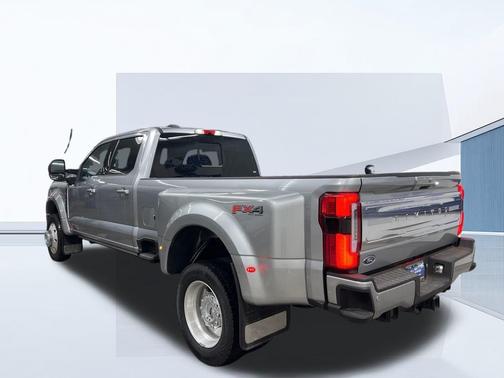 2024 Ford F-450 Limited