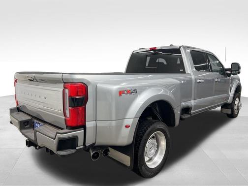 2024 Ford F-450 Limited