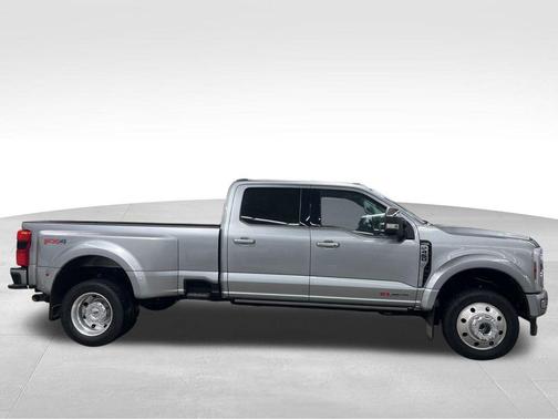 2024 Ford F-450 Limited