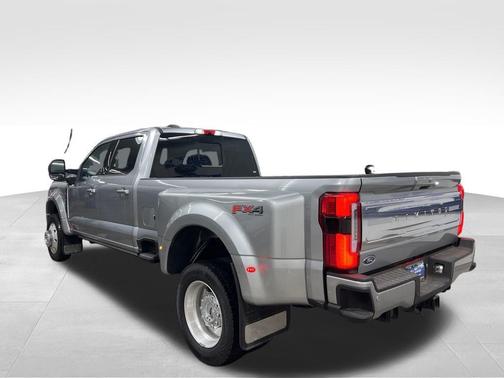 2024 Ford F-450 Limited
