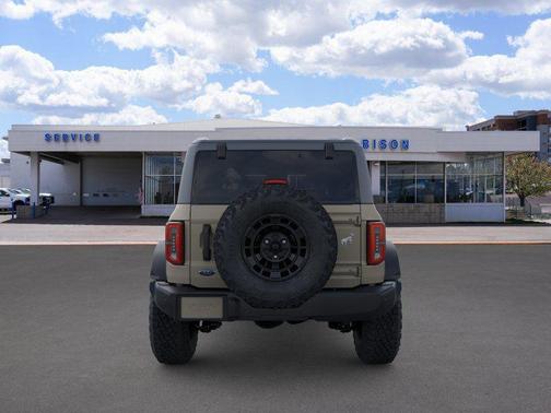 DESERT SAND 2026 Ford Bronco Outer Banks