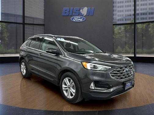 2020 Ford Edge 