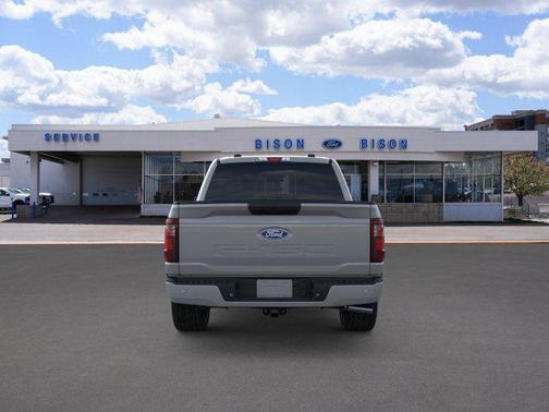 Avalanche 2026 Ford F-150 STX