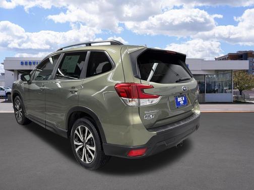 Jasper Green Metallic 2020 Subaru Forester Limited