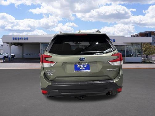 Jasper Green Metallic 2020 Subaru Forester Limited
