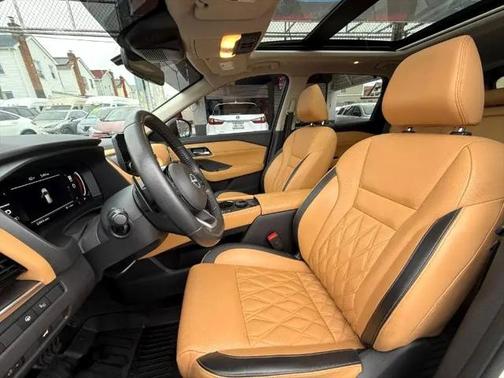 2022 Nissan Rogue Platinum